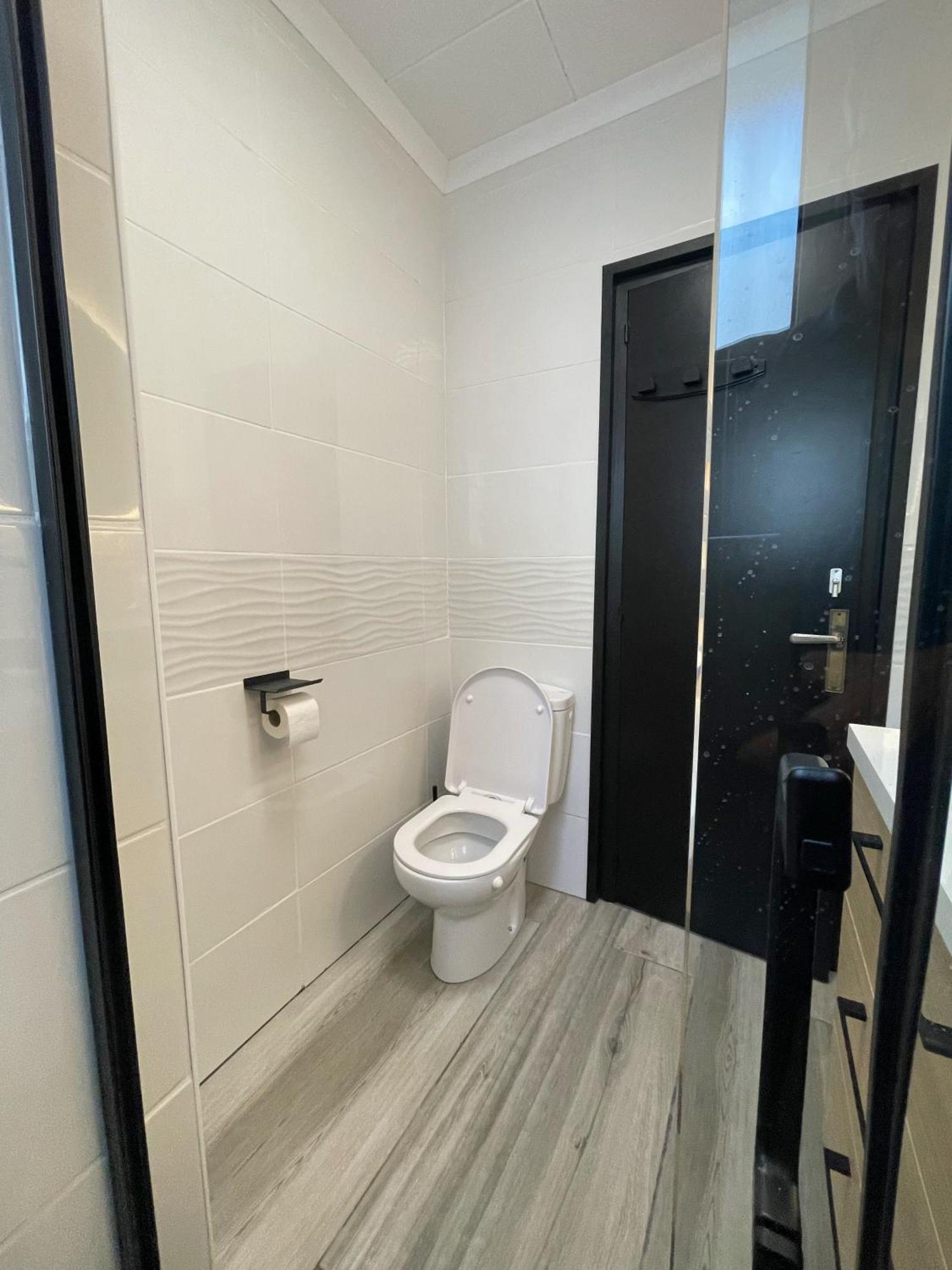Charmante Villa Avec Piscine Dans Les Canaux إمبوريابرافا المظهر الخارجي الصورة